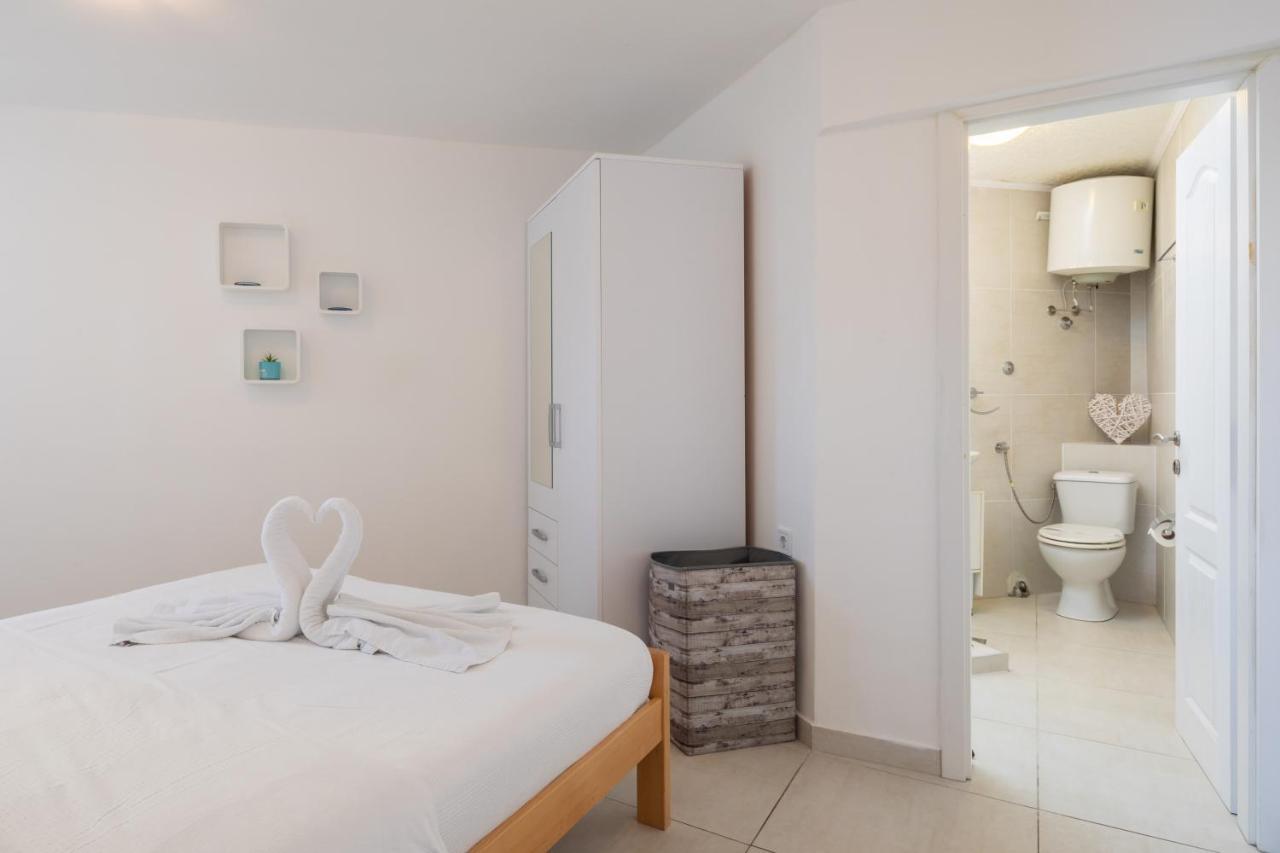 Estella Villa Apartments Рогозница Экстерьер фото