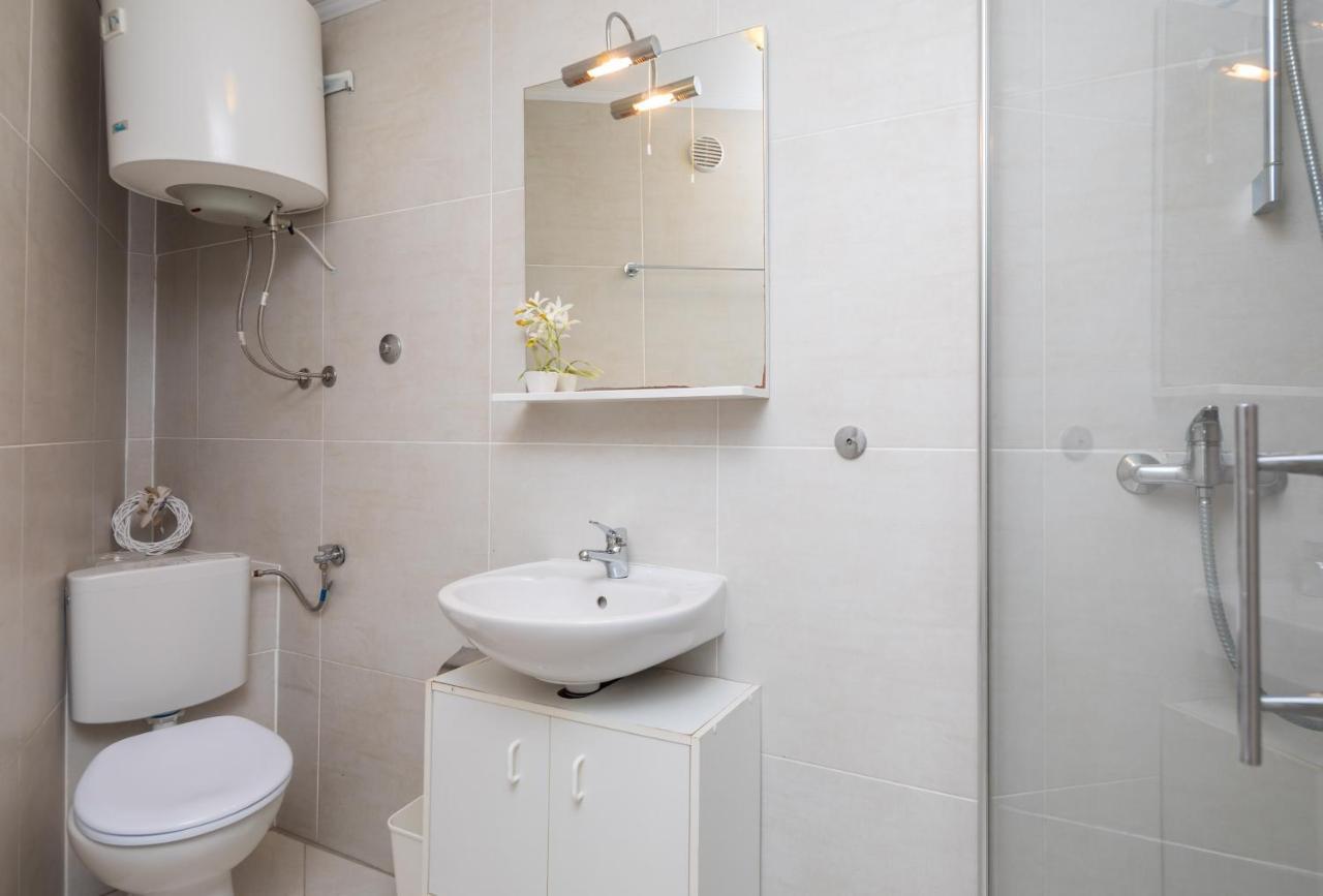 Estella Villa Apartments Рогозница Экстерьер фото